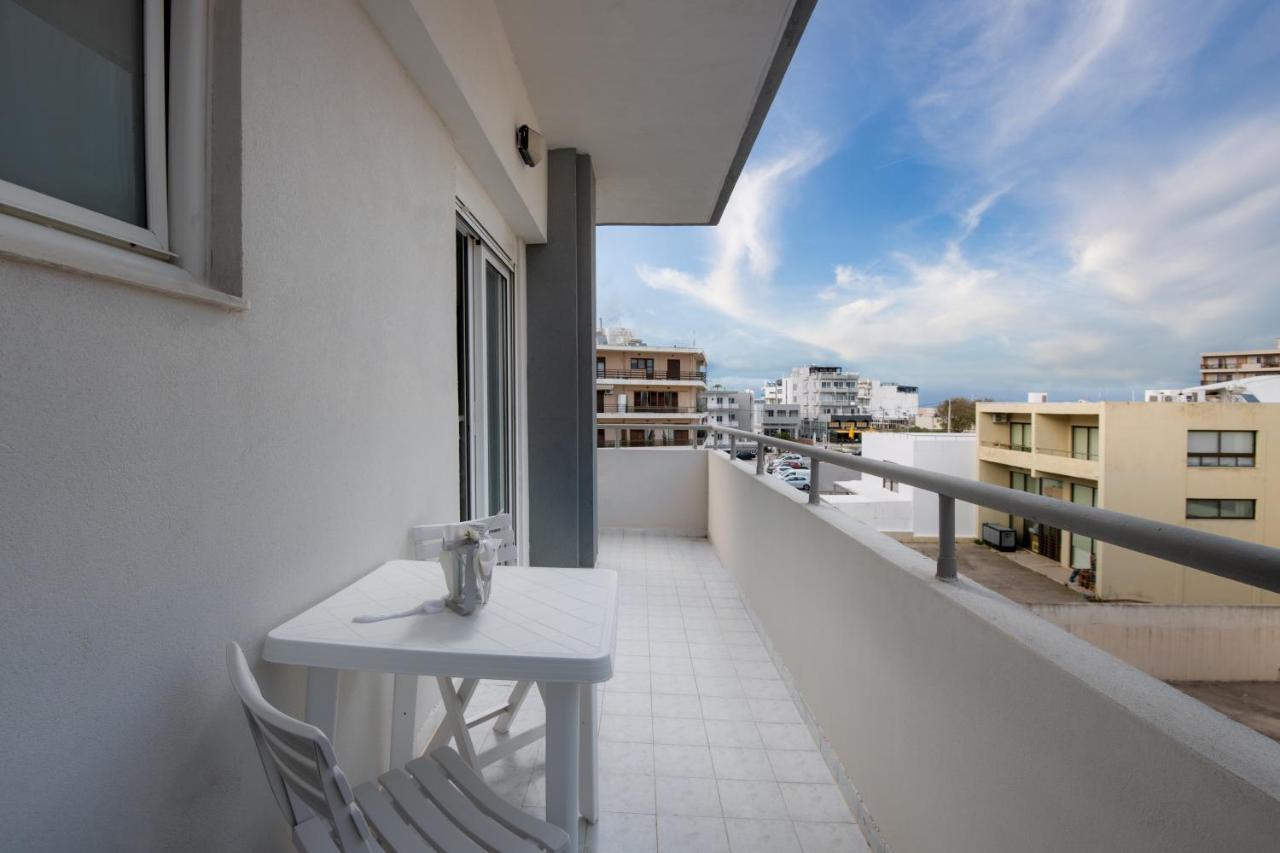 Iskas Evilion Rhodes City Exterior photo